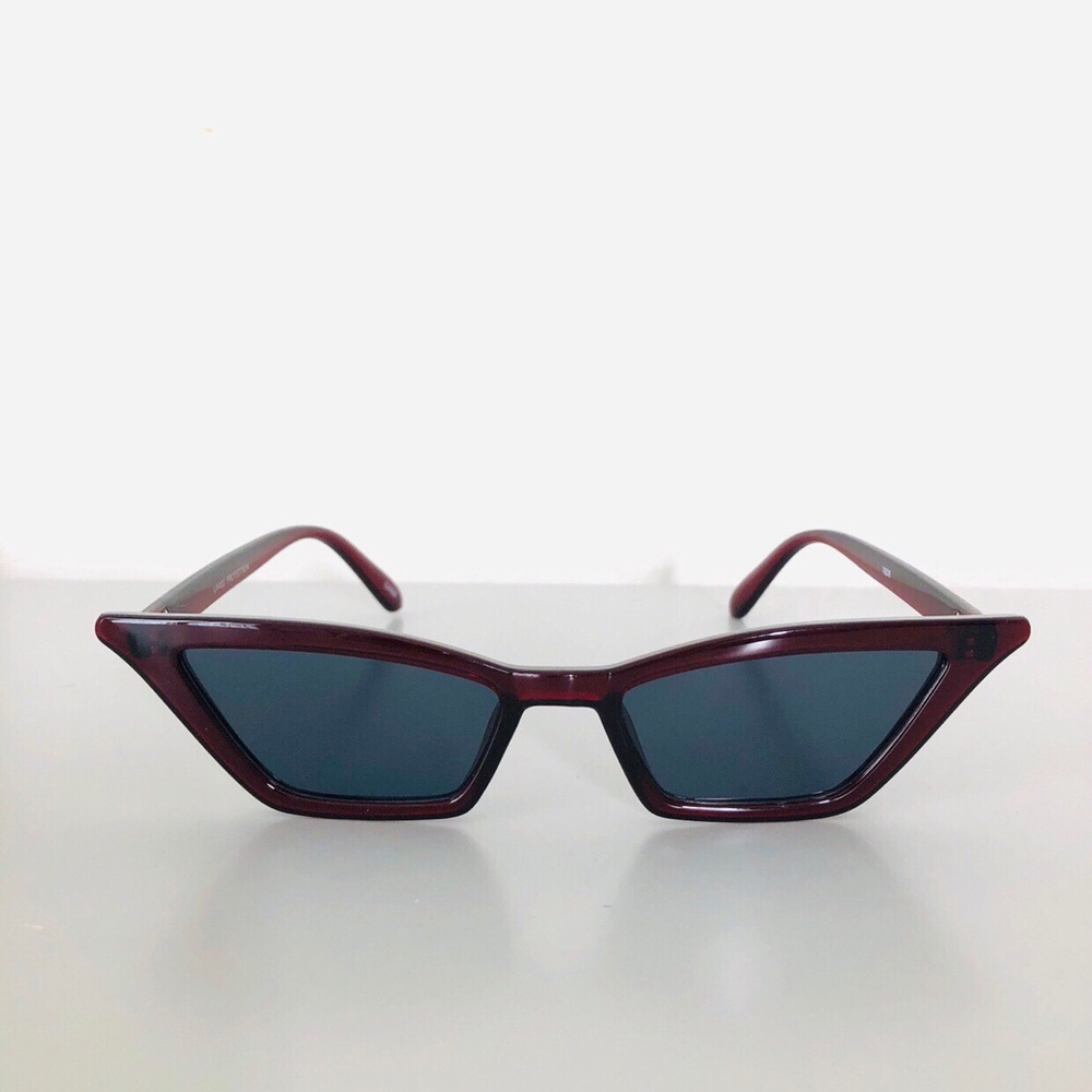 Retro Slim Cat Eye Sunglasses - Picture 4 of 4